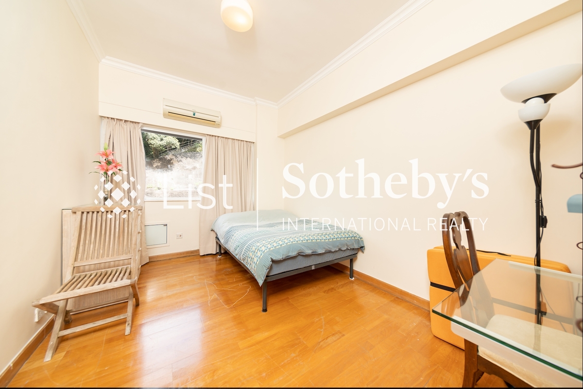Sea Cliff Mansions 海峰園 | Fourth Bedroom