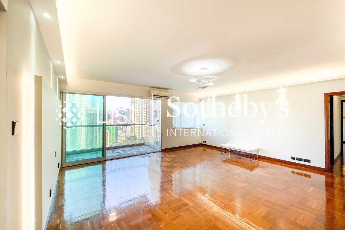 Hong Kong Garden 香港花園 | Living Room