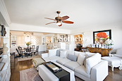 Hong Kong Garden 香港花園 | Living and Dining Room