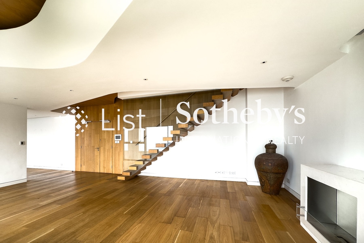 The Repulse Bay 影灣園 | Living Room