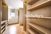 The Repulse Bay 影灣園 | Walk-in Closet in Master Bedroom 