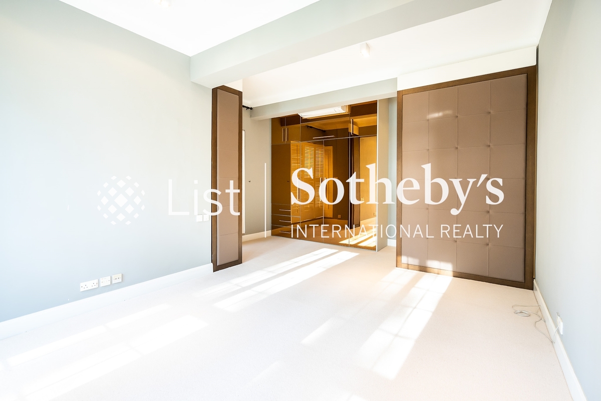 Repulse Bay Mansions 淺水灣大廈 | Built-in Wardrobe in Master Bedroom 