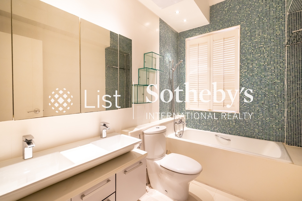 Repulse Bay Mansions 淺水灣大廈 | Fourth En-suite Bathroom