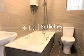 64 Conduit Road 干德道64號 | Master Bathroom