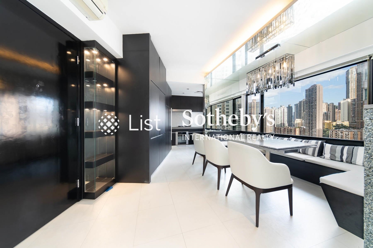 The Babington The Babington | Living and Dining Room