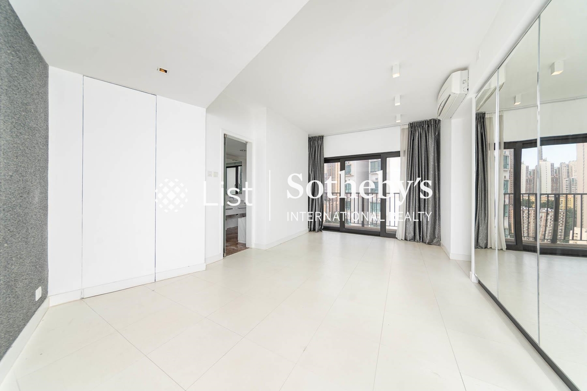 The Babington The Babington | Master Bedroom