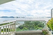 Villas Sorrento 御海園 | Balcony off Living and Dining Room