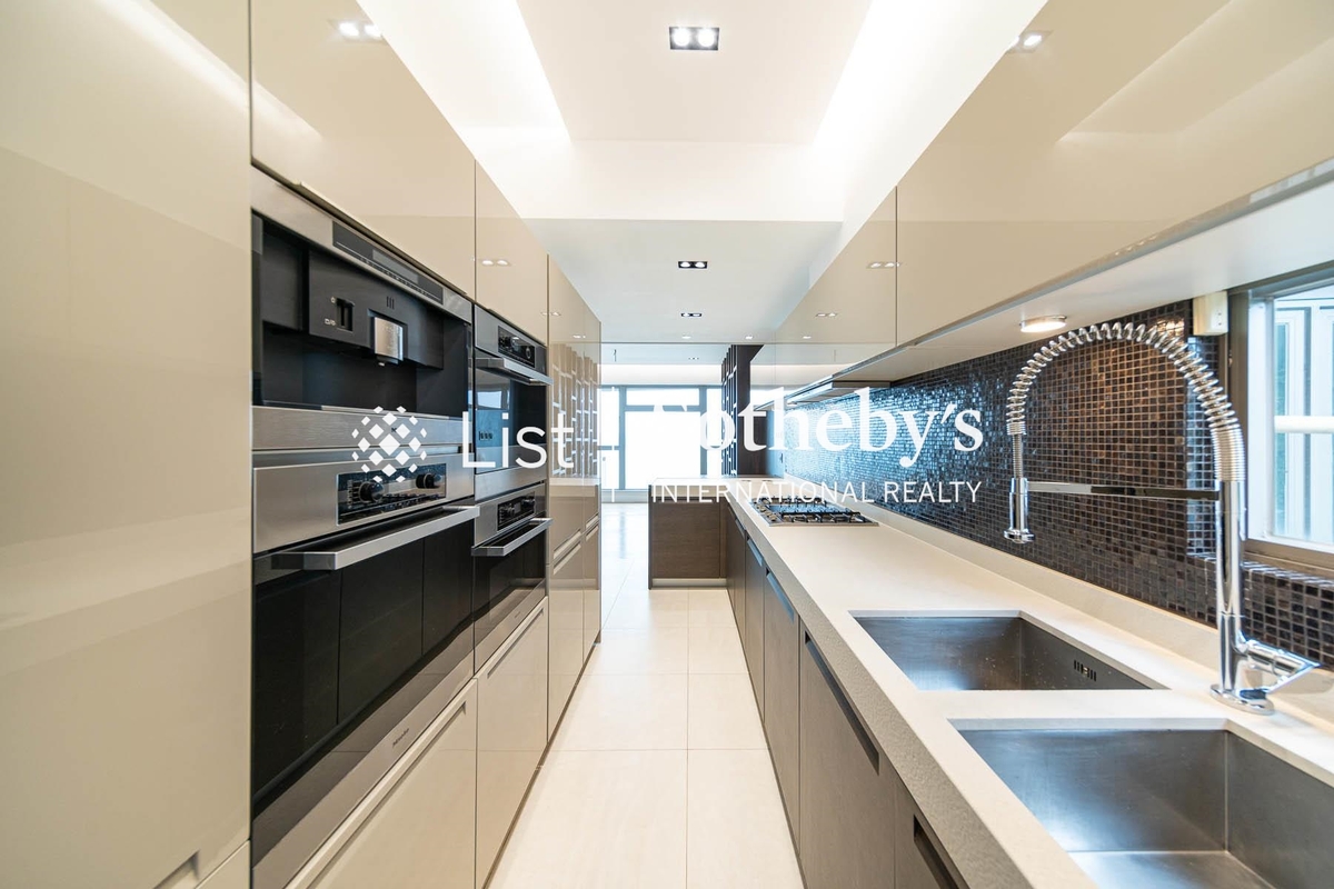 Villas Sorrento 御海园 | Open Kitchen