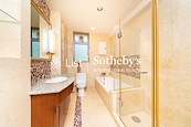 Villas Sorrento 御海园 | Master Bathroom