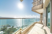 Villas Sorrento 御海園 | Balcony off Living and Dining Room