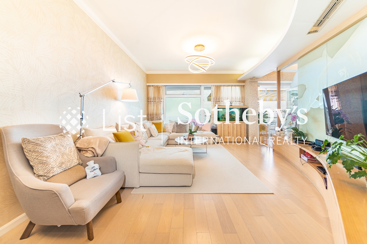 Villas Sorrento 御海园 | Living and Dining Room