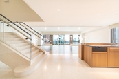 3 Macdonnell Road 麥當勞道3號 | Living and Dining Room