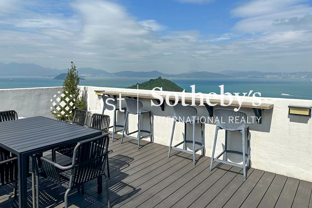 Serene Court 西寧閣 | Private Roof Terrace