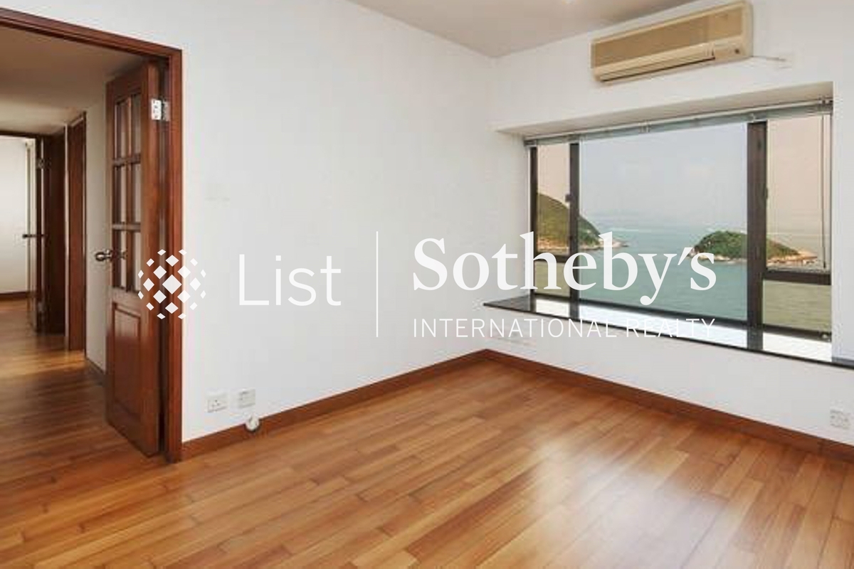Serene Court 西寧閣 | Living and Dining Room