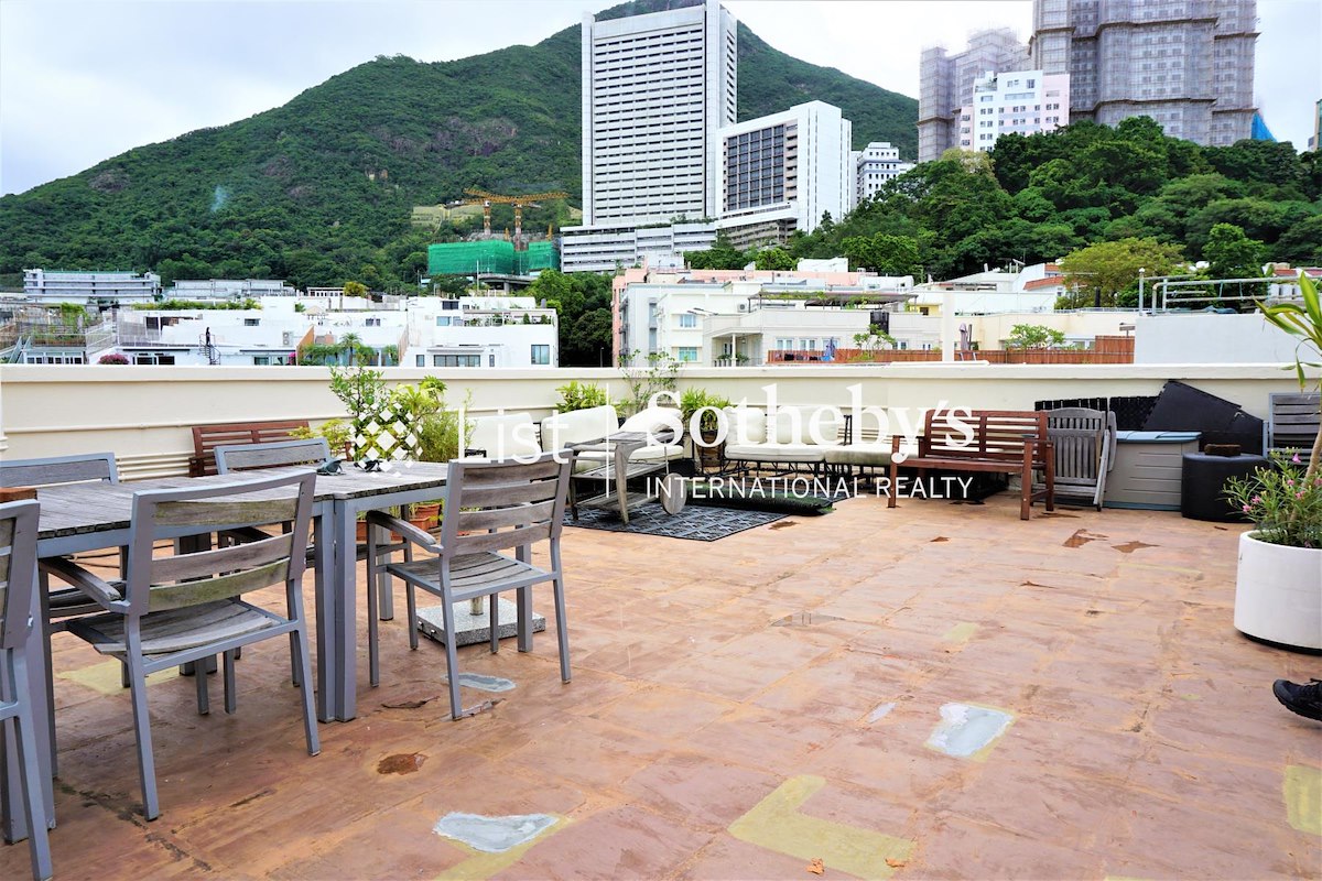 No. 6-12 Crown Terrace 冠冕臺6-12號 | Shared Roof Terrace