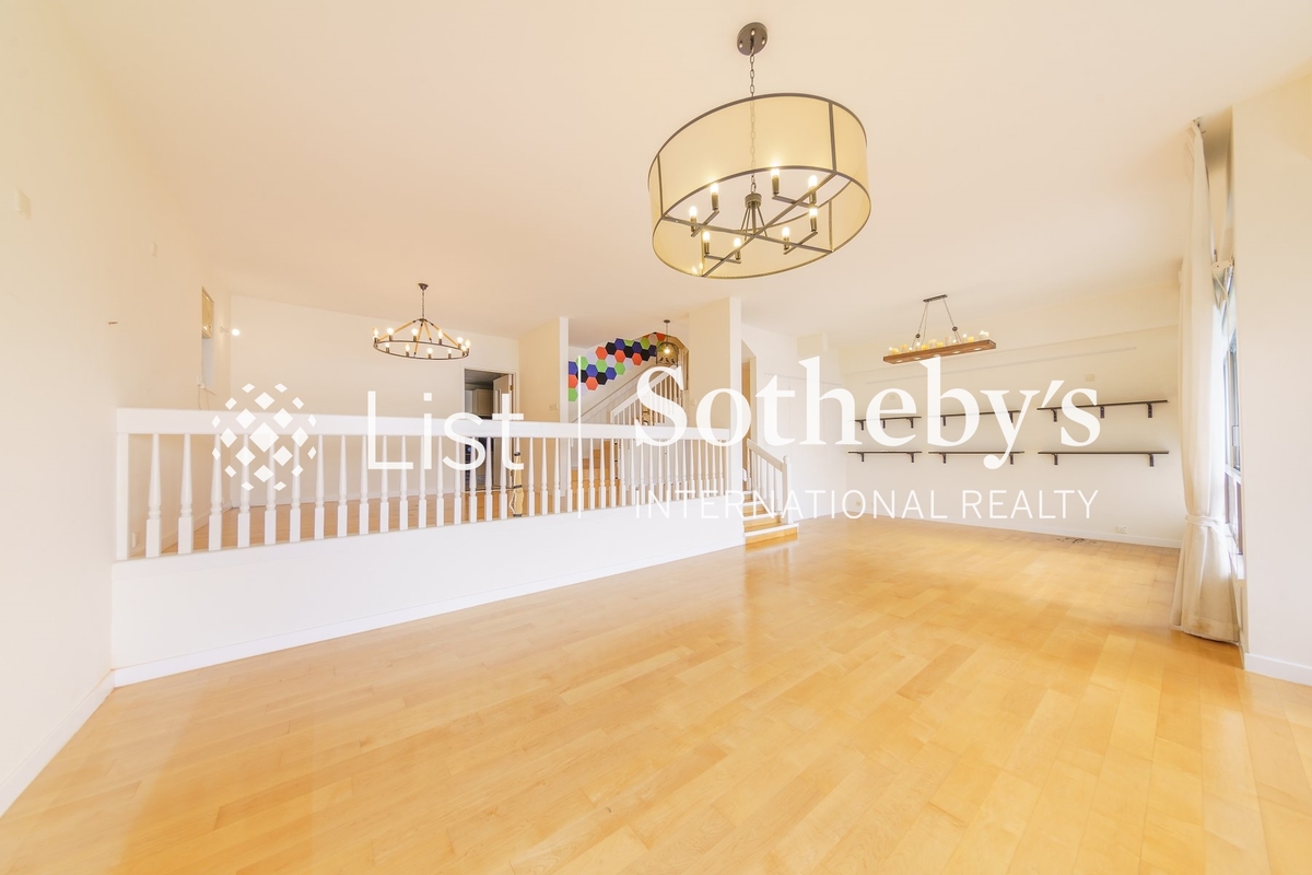 Coral Villas 珊瑚小築 | Living and Dining Room