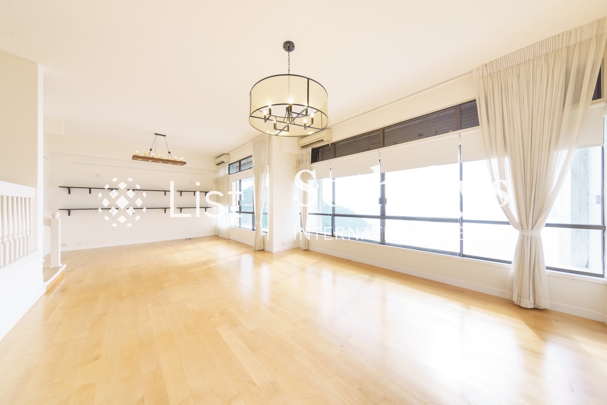 Coral Villas 珊瑚小築 | Living and Dining Room