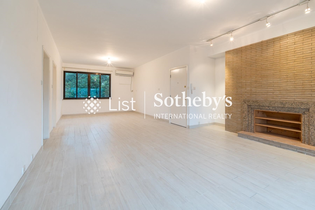 Pine Villa 翠屋 | Living and Dining Room