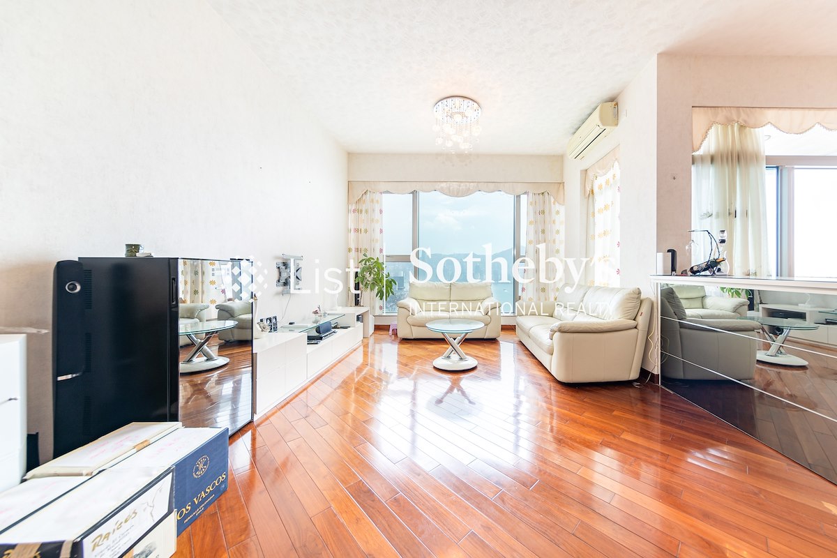 One Silversea 一號銀海 | Living and Dining Room