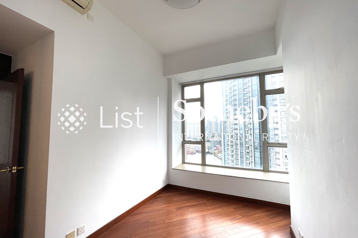 One Silversea 一號銀海 | Master Bedroom