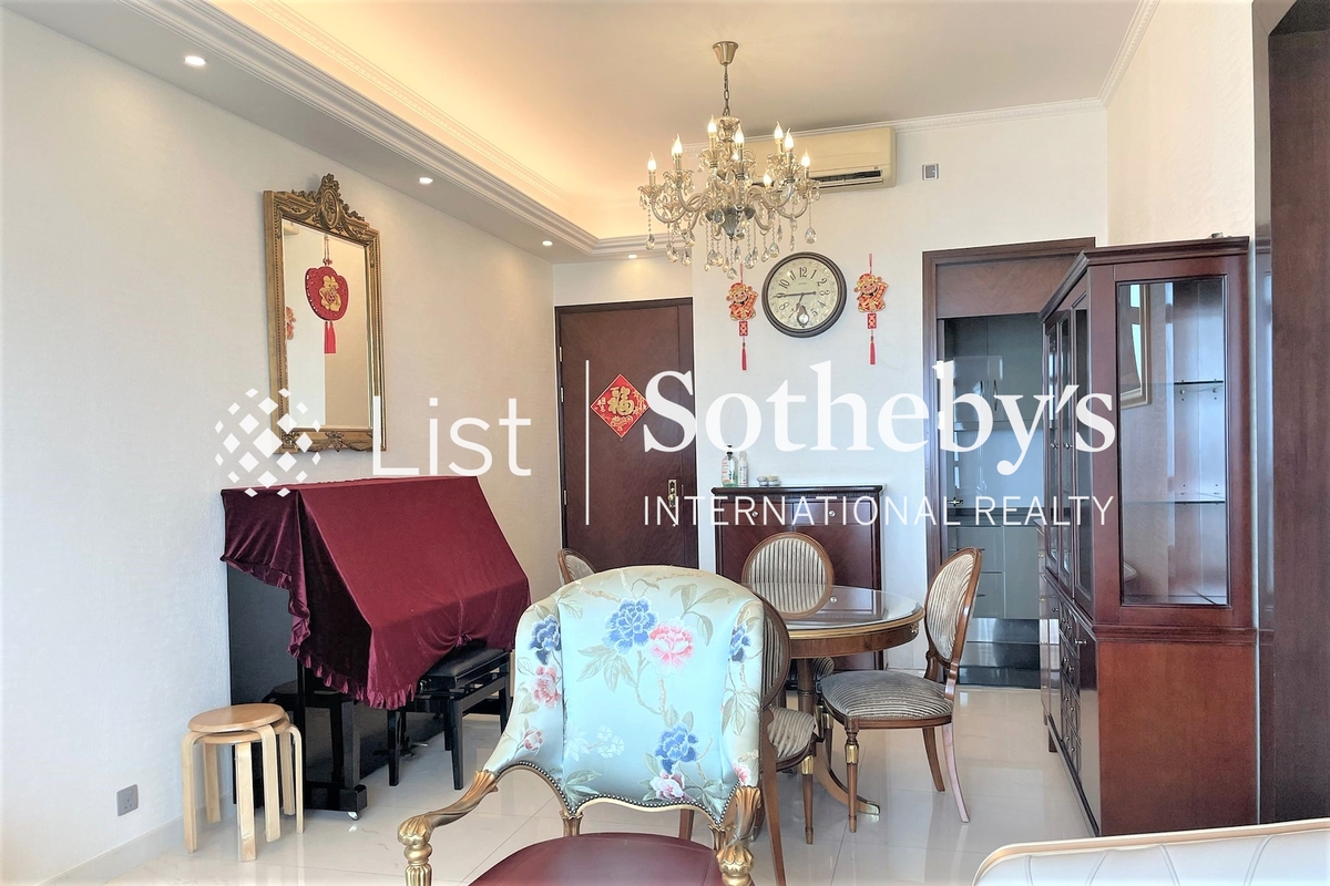 One Silversea 一号银海 | Living and Dining Room