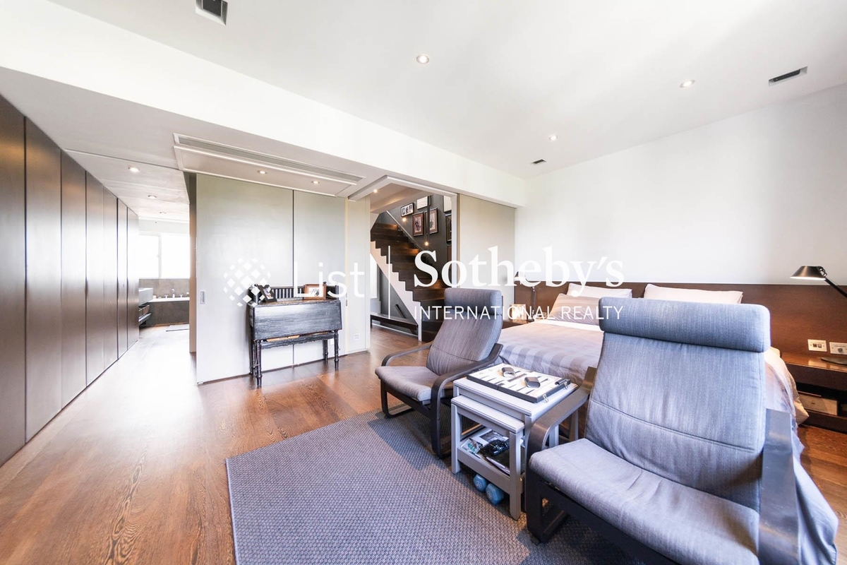 Bisney View 碧荔道47-49號 | Master Bedroom