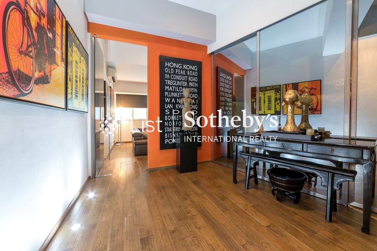 Bisney View 碧荔道47-49號 | Foyer