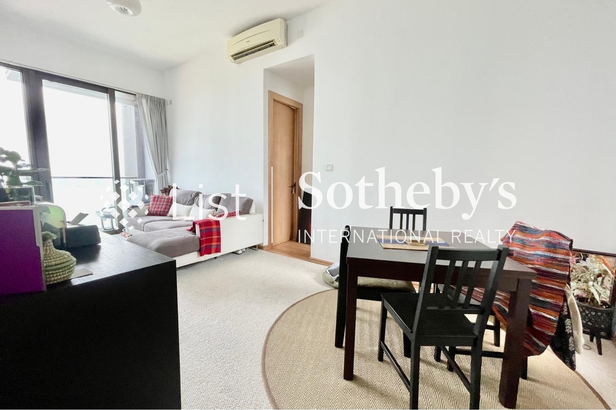 The Gloucester 尚汇 | Living and Dining Room