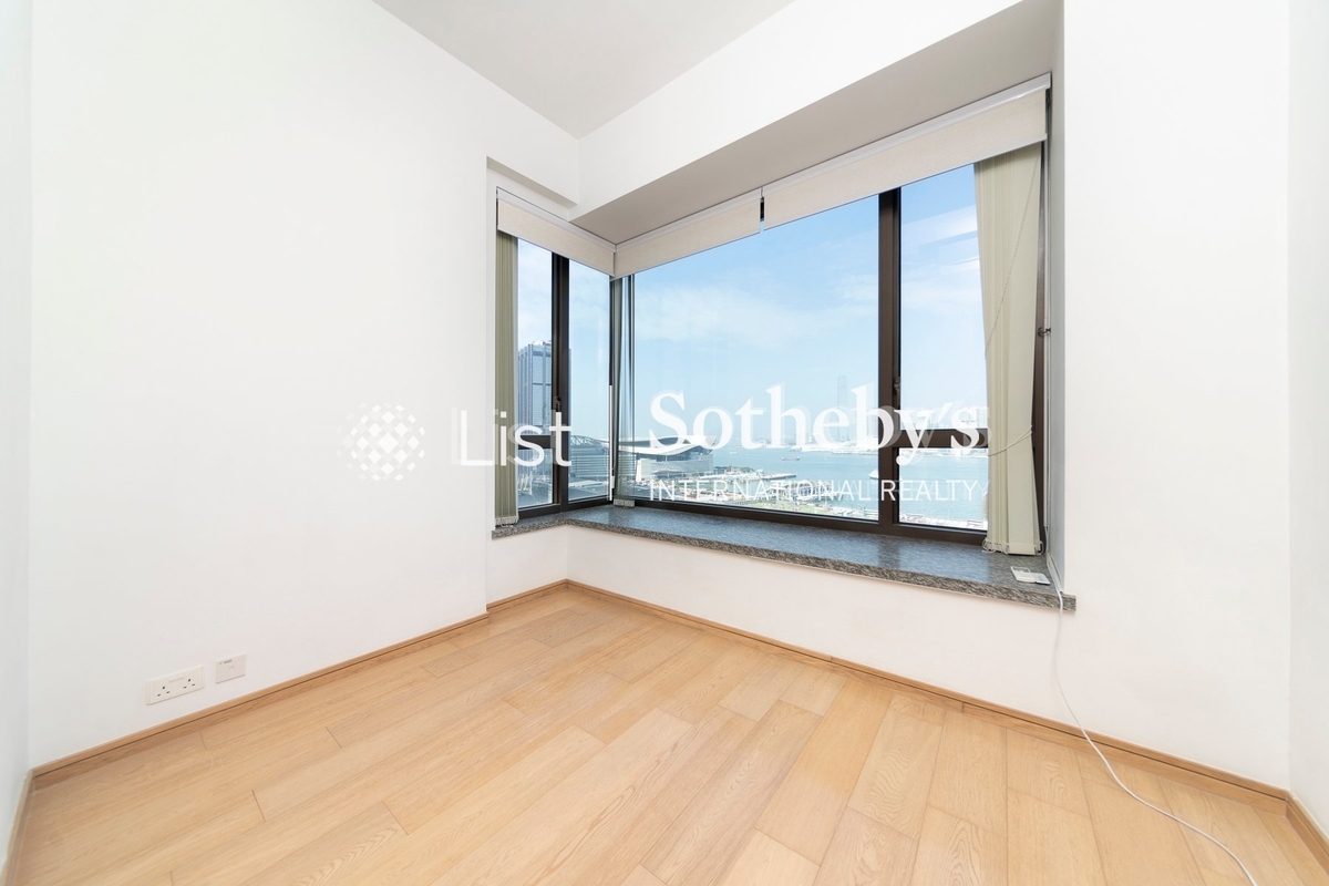 The Gloucester 尚匯 | Master Bedroom