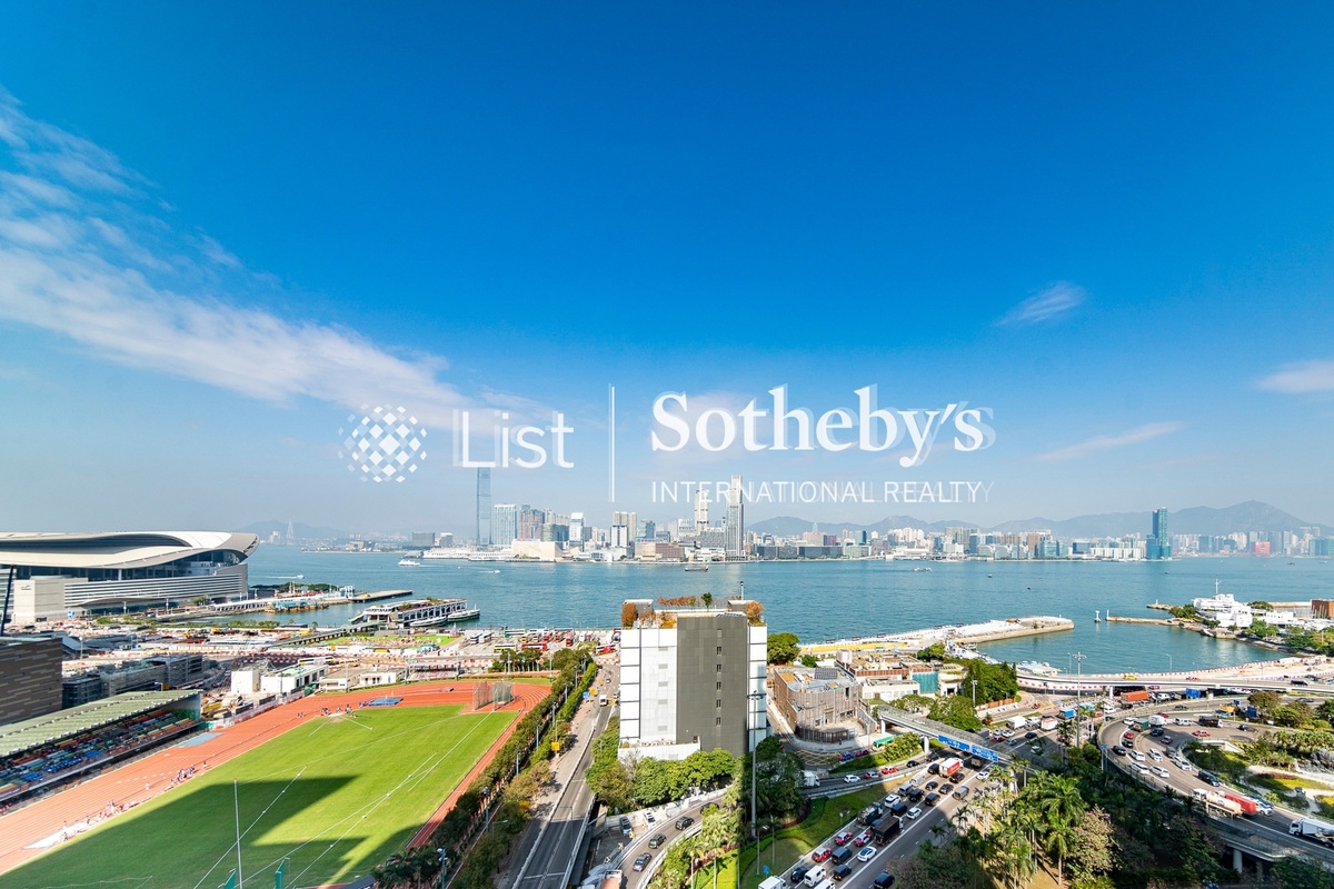 The Gloucester 尚匯 | View from Balcony