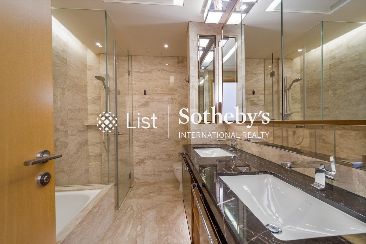 Grand Austin Grand Austin | Master Bathroom