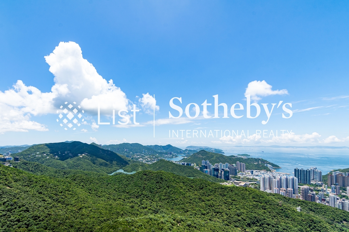 La Hacienda La Hacienda | View from Living Room