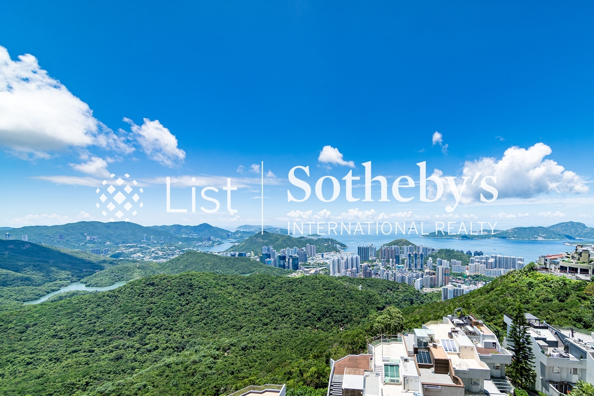 La Hacienda La Hacienda | View from Living Room