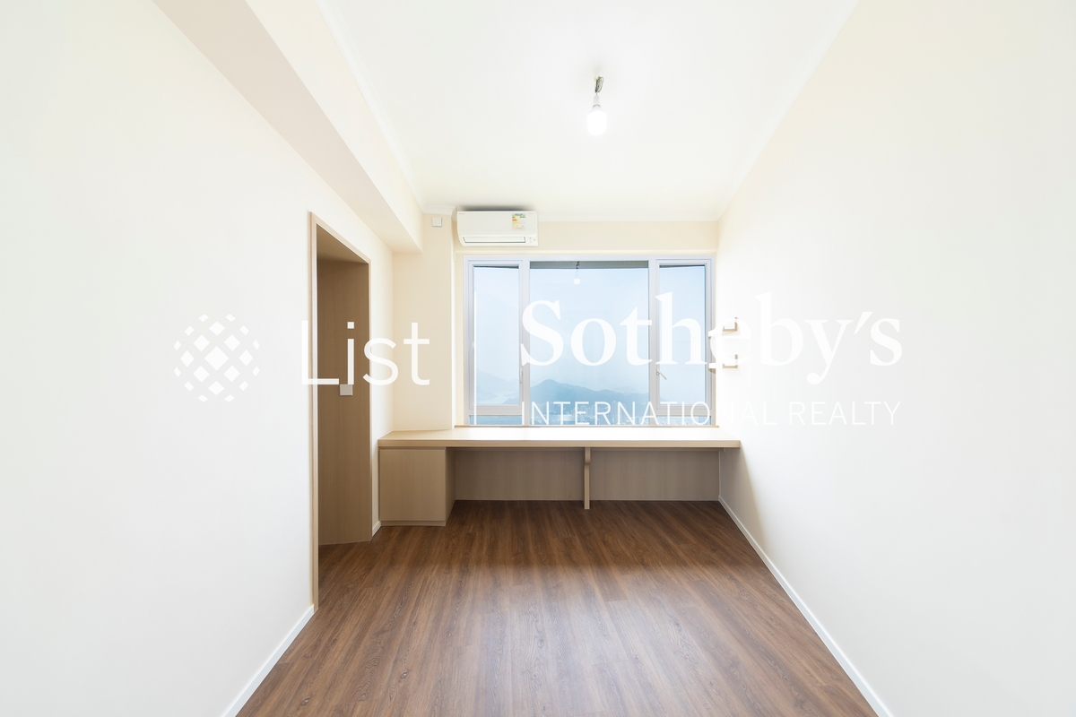 La Hacienda La Hacienda | Study Room in Master Bedroom