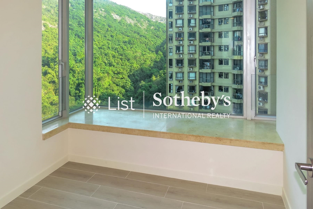 The Legend 名門 | Third Bedroom