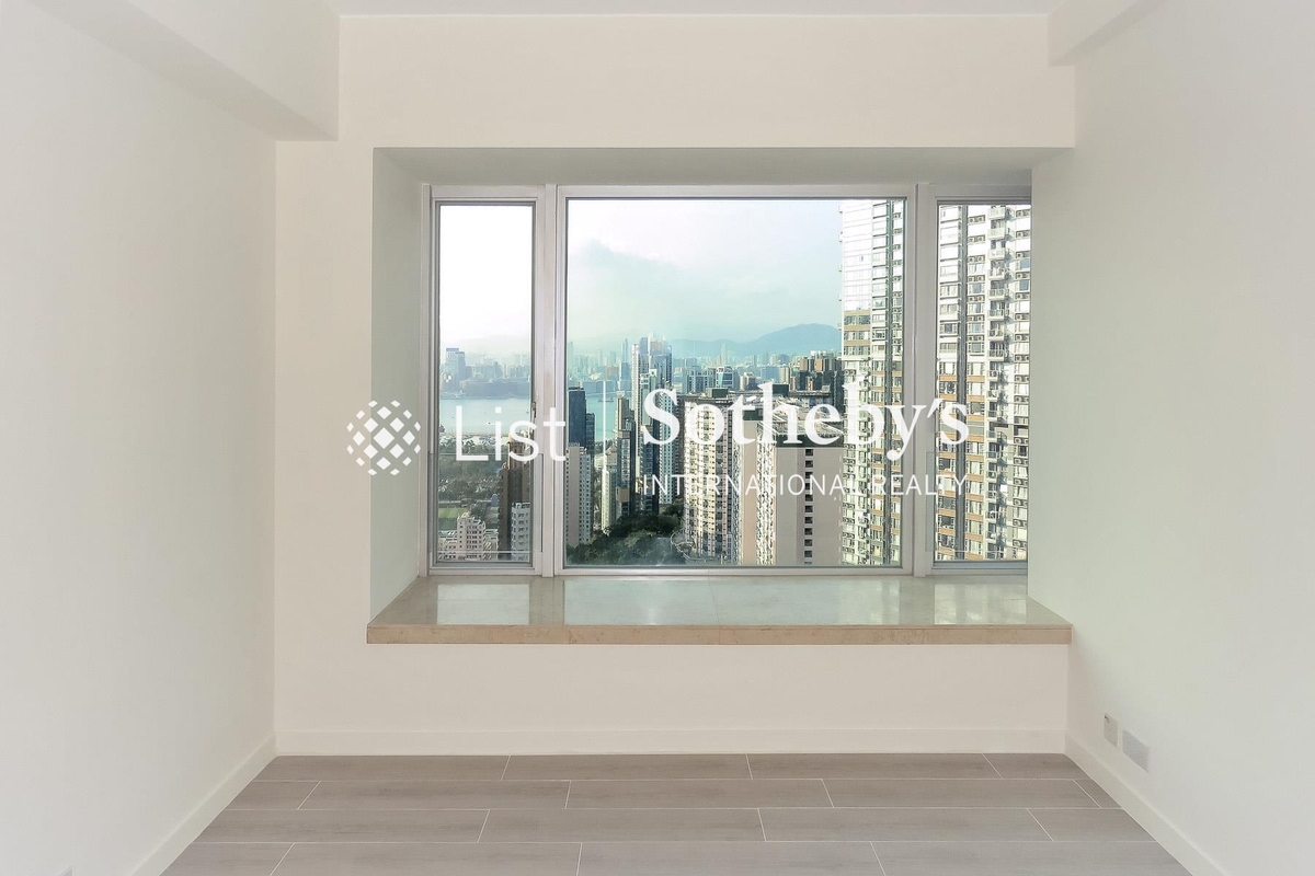 The Legend 名門 | Second Bedroom