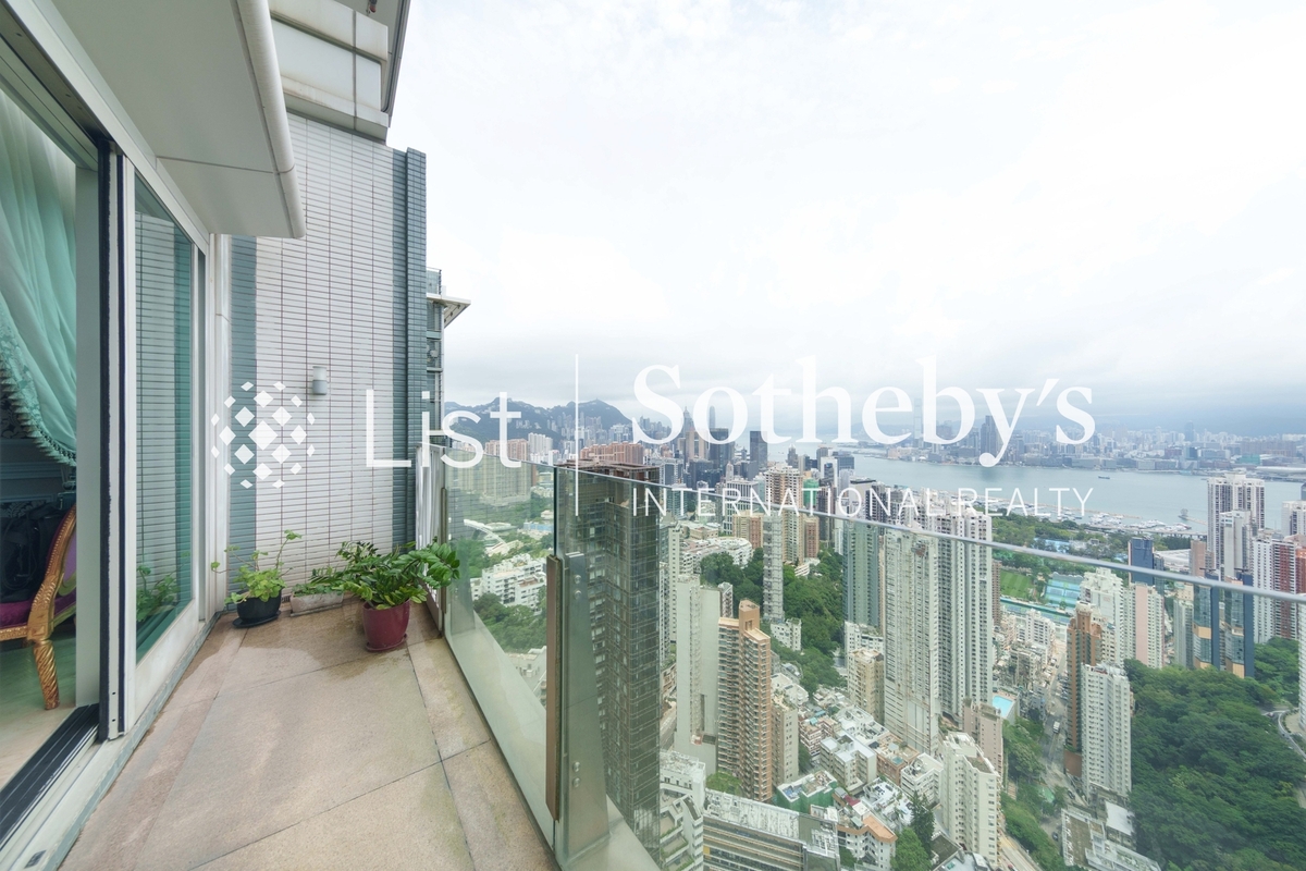The Legend 名門 | View from Balcony