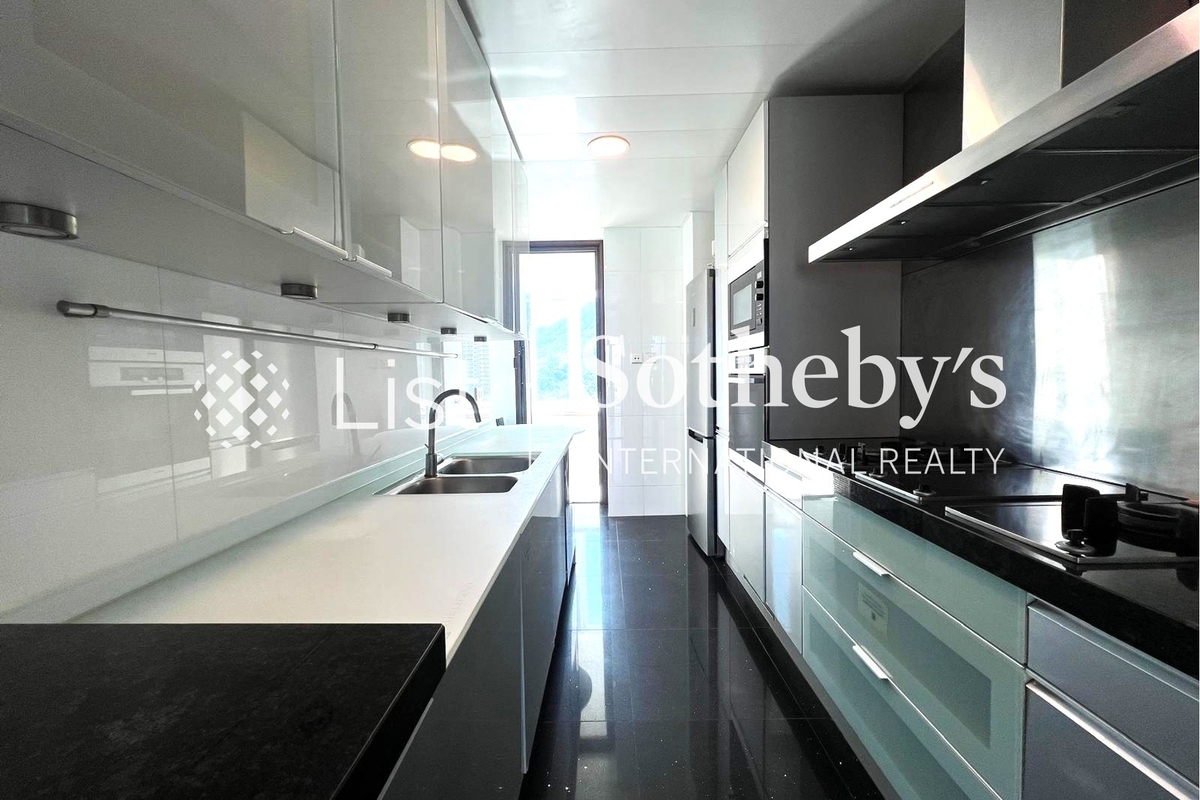 The Legend 名門 | Kitchen