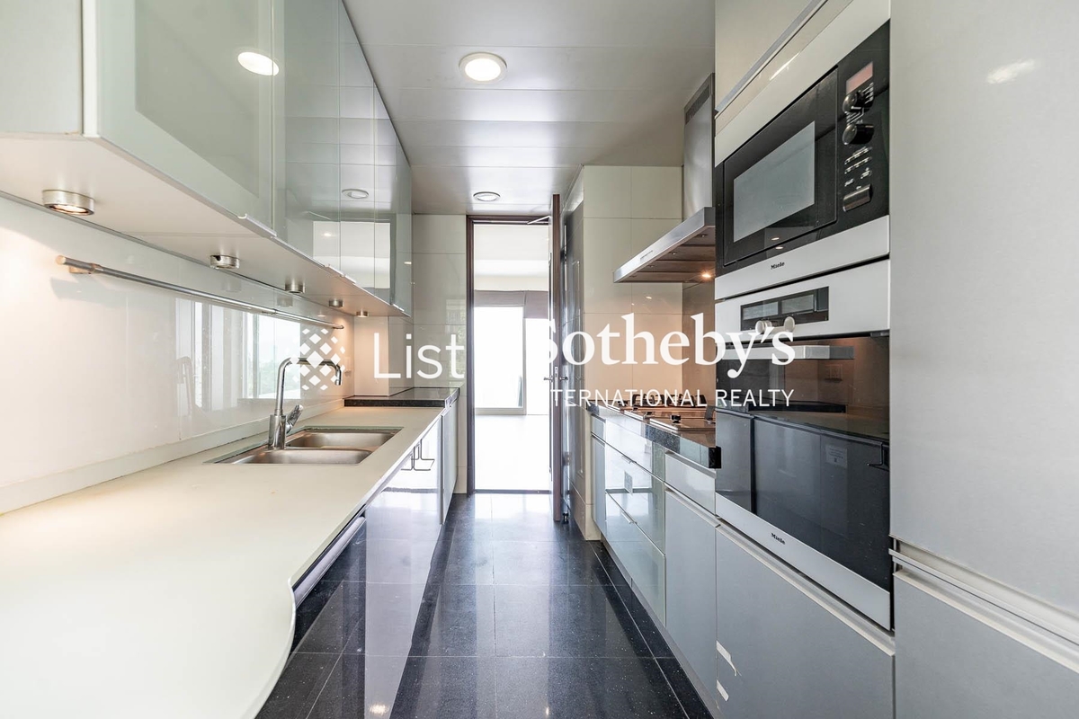 The Legend 名門 | Kitchen