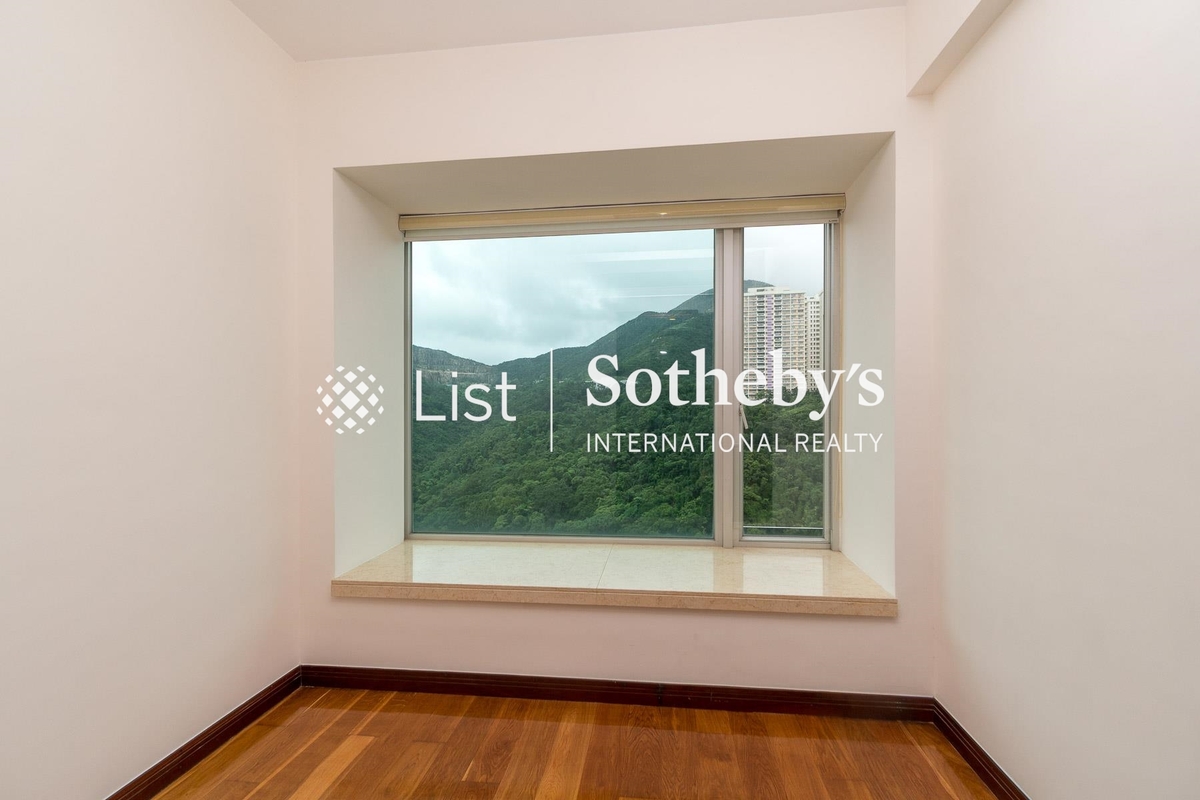 The Legend 名門 | Second Bedroom