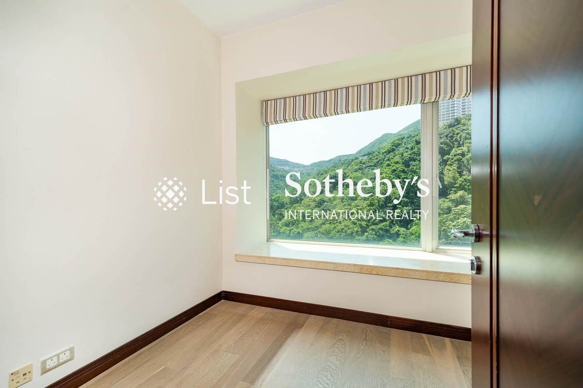 The Legend 名門 | Second Bedroom