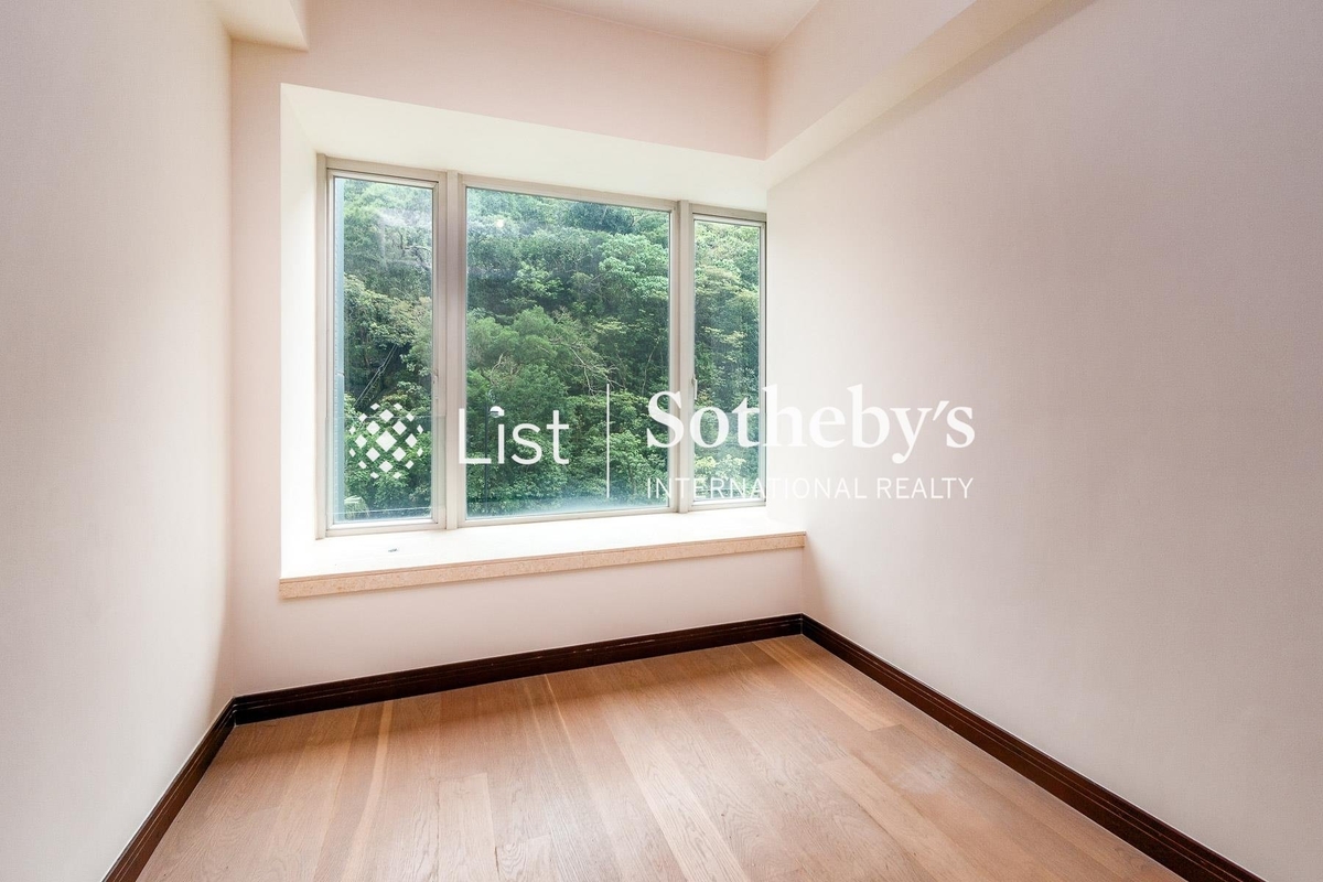 The Legend 名門 | Second Bedroom