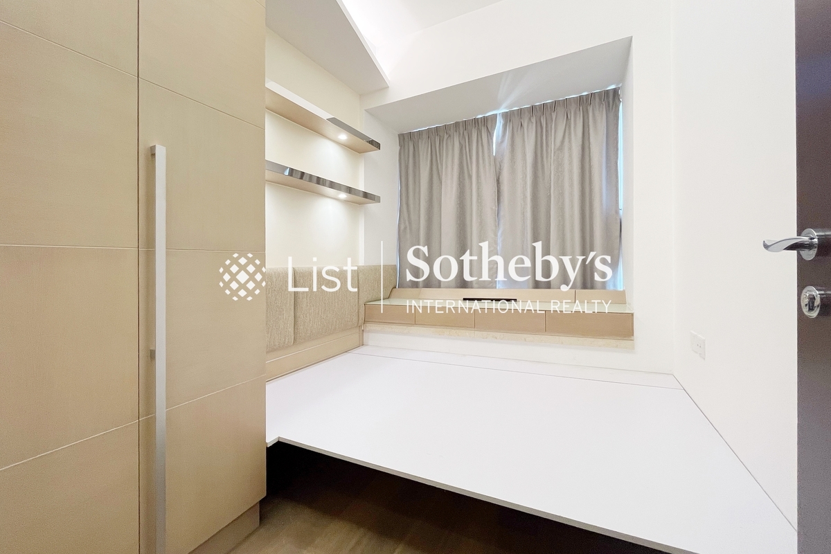 The Legend 名門 | Second Bedroom