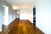 The Legend 名門 | Living and Dining Room
