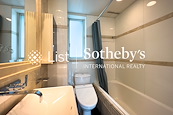 The Legend 名門 | Master Bathroom