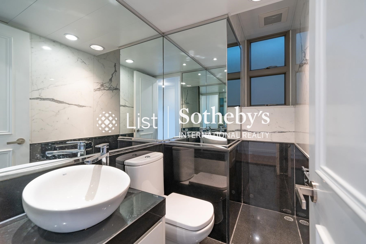 Mount Austin Estate 山景花园别墅 | Guest Bathroom