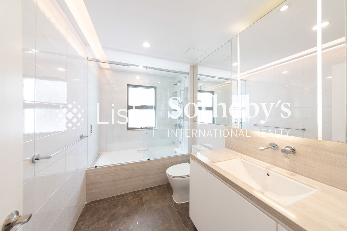 Mount Austin Estate 山景花园别墅 | Bathroom