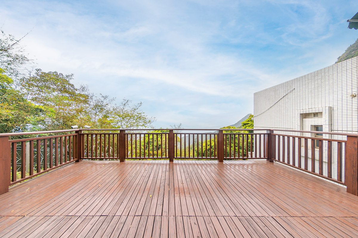 Mount Austin Estate 山景花園別墅 | Private Terrace off Family Room