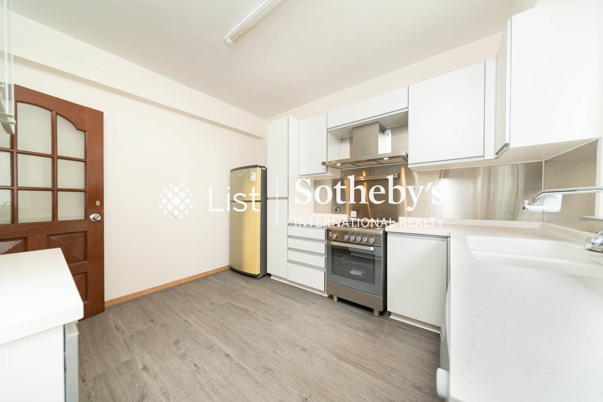 The Riviera 滿湖花園 | Kitchen