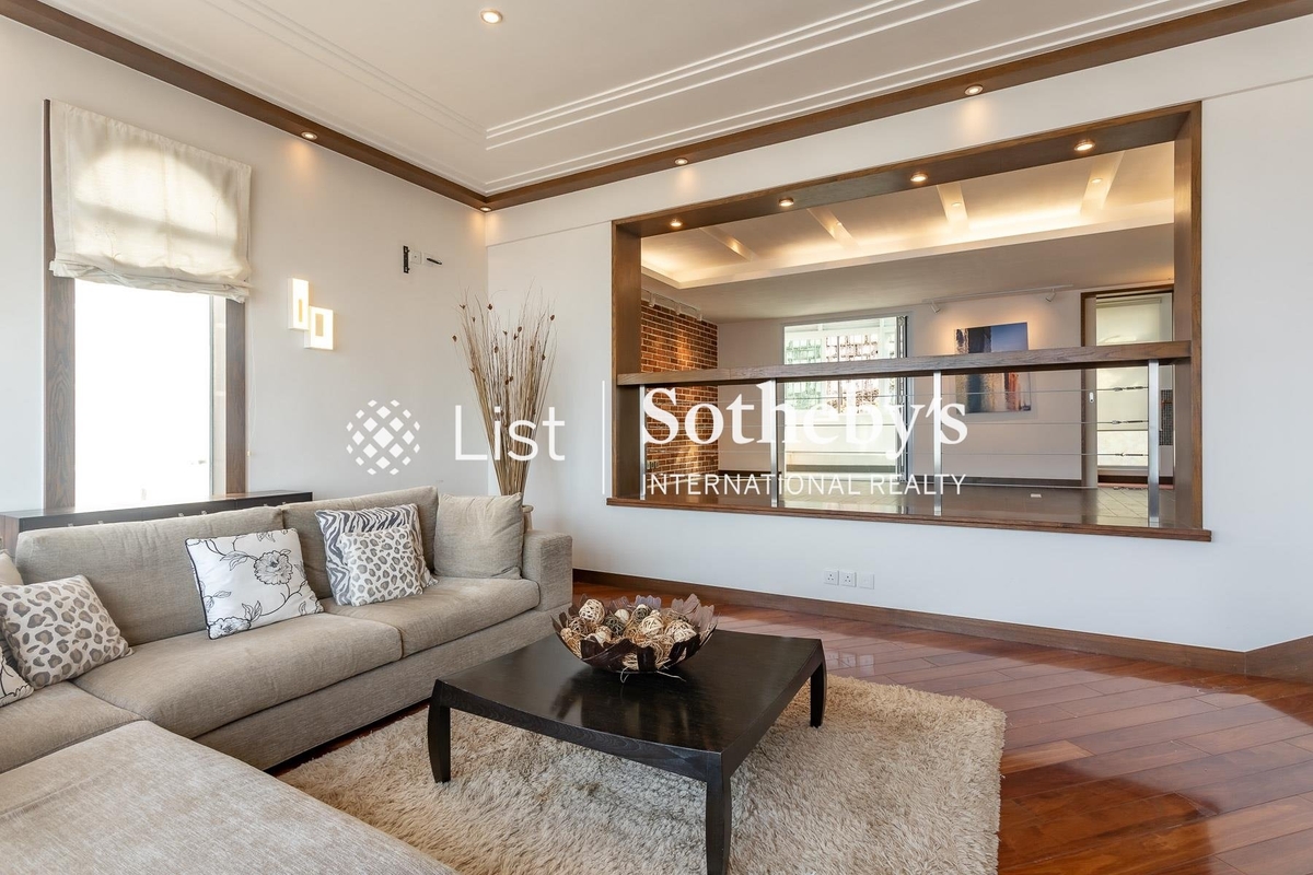 The Riviera 滿湖花園 | Living Room